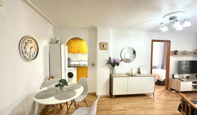 Brukt - Apartment -
Torrevieja - Acequion