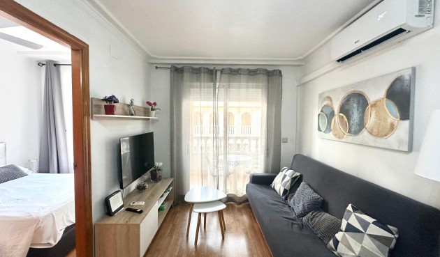 Brukt - Apartment -
Torrevieja - Acequion