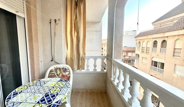 Brukt - Apartment -
Torrevieja - Acequion