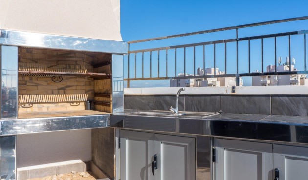 Brukt - Apartment -
Torrevieja - Estacion De Autobuses