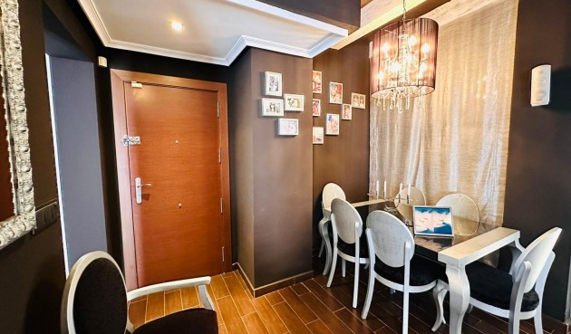 Brukt - Apartment -
Torrevieja - Estacion De Autobuses