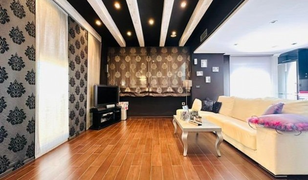 Brukt - Apartment -
Torrevieja - Estacion De Autobuses