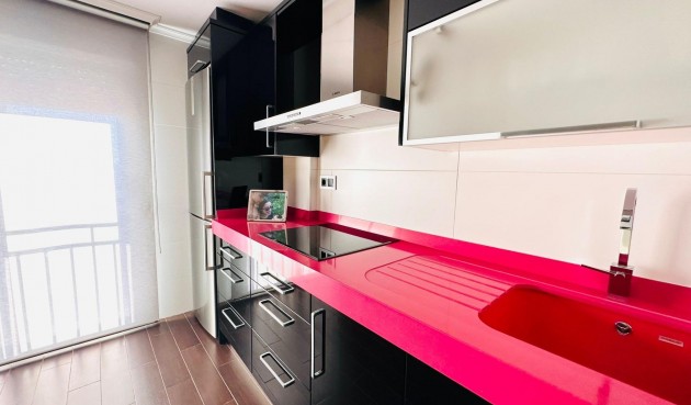 Brukt - Apartment -
Torrevieja - Estacion De Autobuses