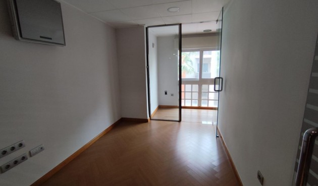 Brukt - Apartment -
Torrevieja - Puerto