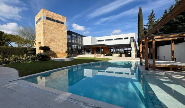 Brukt - Villa -
Orihuela Costa - Altos De Campoamor