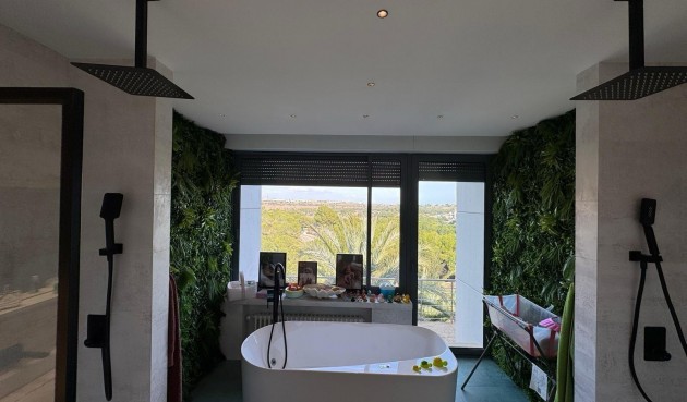 Brukt - Villa -
Orihuela Costa - Altos De Campoamor