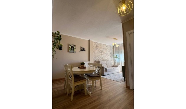 Brukt - Apartment -
Pilar de la Horadada - La Torre De La Horadada