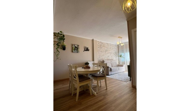 Brukt - Apartment -
Pilar de la Horadada - La Torre De La Horadada