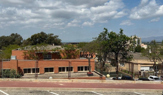 Brukt - Town House -
Guardamar del Segura - Centro