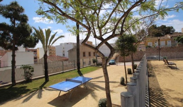 Brukt - Town House -
Guardamar del Segura - Centro