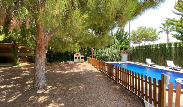 Brukt - Villa -
Benijofar - Ciudad Quesada