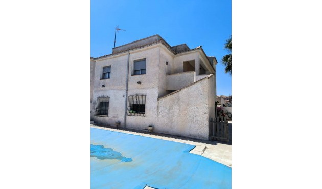 Brukt - Town House -
Orihuela Costa - Cabo Roig