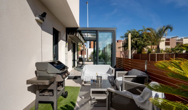 Brukt - Villa -
Torrevieja - Aguas Nuevas 2