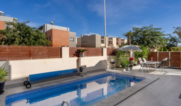 Brukt - Villa -
Torrevieja - Aguas Nuevas 2