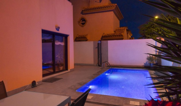 Brukt - Villa -
Torrevieja - Aguas Nuevas 2