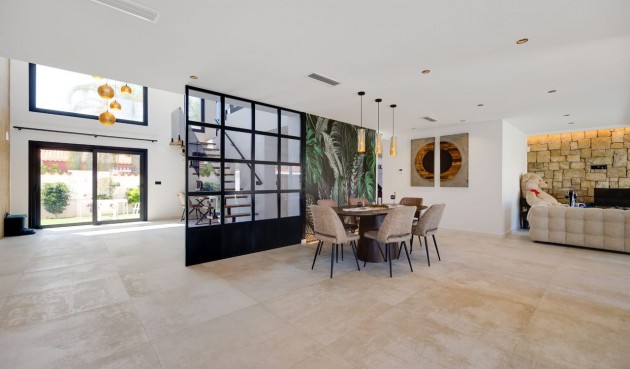 Brukt - Villa -
Torrevieja - Costa Blanca