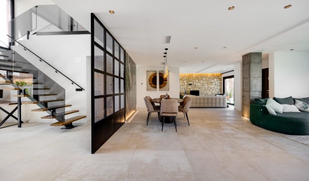 Brukt - Villa -
Torrevieja - Costa Blanca