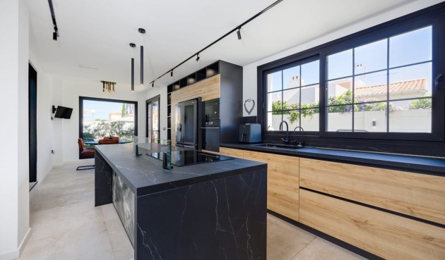 Brukt - Villa -
Torrevieja - Costa Blanca