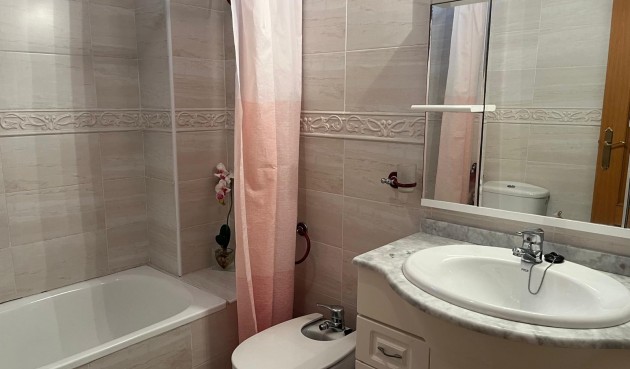 Brukt - Apartment -
Almoradí - Centro Urbano 2