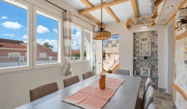 Brukt - Villa -
Rojales - Inland