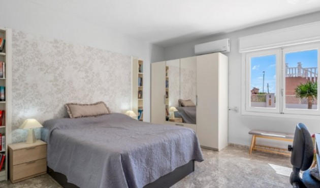 Brukt - Villa -
Rojales - Inland