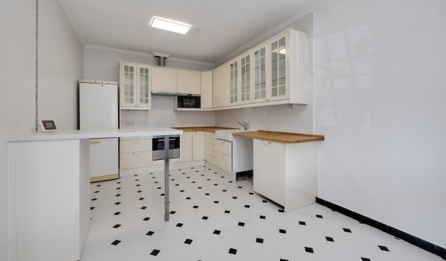 Reventa - Villa -
Torrevieja - La Siesta - El Salado - Torreta