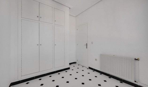 Reventa - Villa -
Torrevieja - La Siesta - El Salado - Torreta