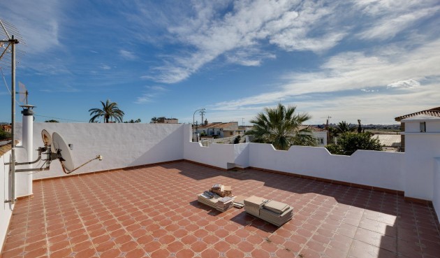 Reventa - Villa -
Torrevieja - La Siesta - El Salado - Torreta