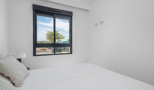 Återförsäljning - Apartment -
San Miguel de Salinas - Inland