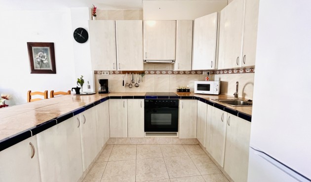 Återförsäljning - Apartment -
San Miguel de Salinas - Inland