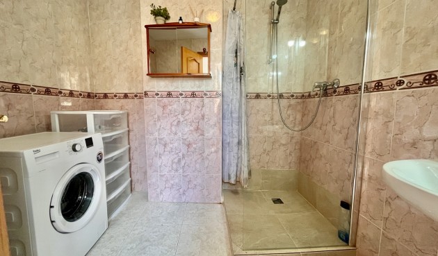 Återförsäljning - Apartment -
San Miguel de Salinas - Inland