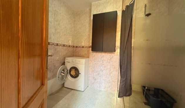 Återförsäljning - Apartment -
San Miguel de Salinas - Inland