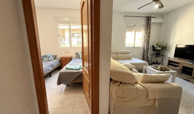 Återförsäljning - Apartment -
San Miguel de Salinas - Inland