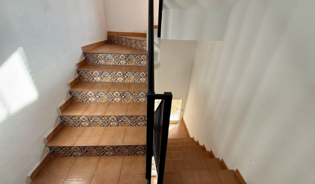 Återförsäljning - Apartment -
San Miguel de Salinas - Inland