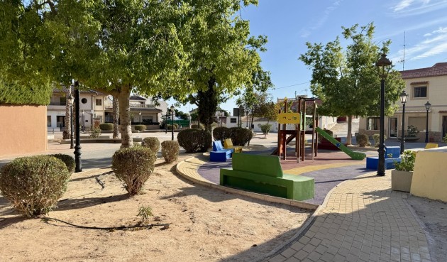 Återförsäljning - Apartment -
San Miguel de Salinas - Inland