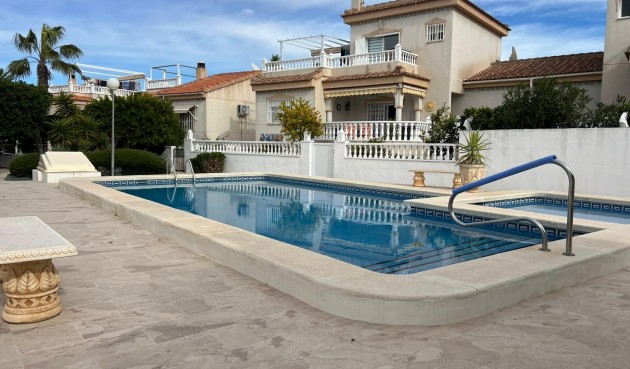 Brukt - Villa -
Algorfa - Inland