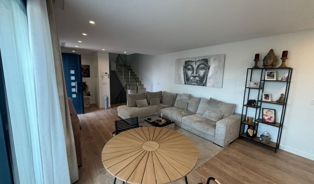 Brukt - Villa -
Ciudad Quesada - Costa Blanca