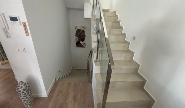 Brukt - Villa -
Ciudad Quesada - Costa Blanca