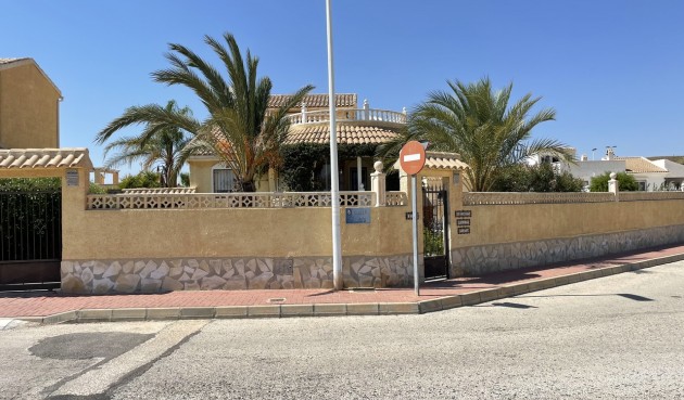 Brukt - Villa -
Camposol - Inland