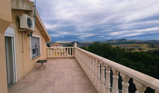 Reventa - Villa -
Canadas De San Pedro - Inland