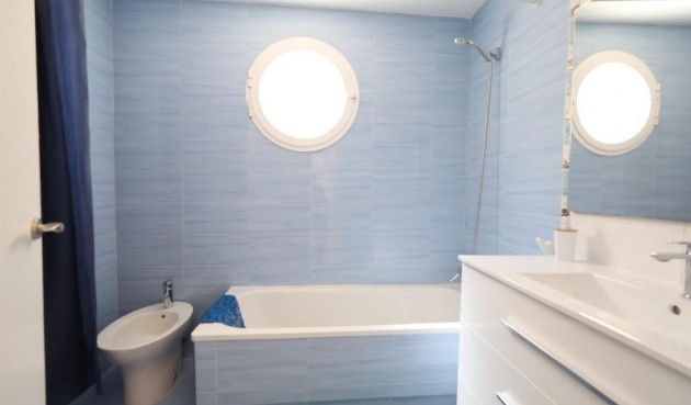 Återförsäljning - Apartment -
Orihuela Costa - Costa Blanca