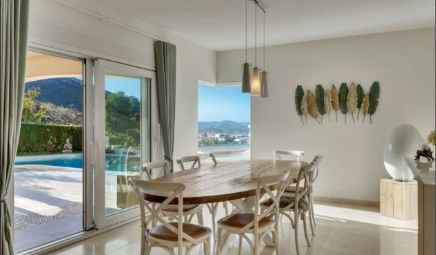 Brukt - Villa -
Moraira - Costa Blanca