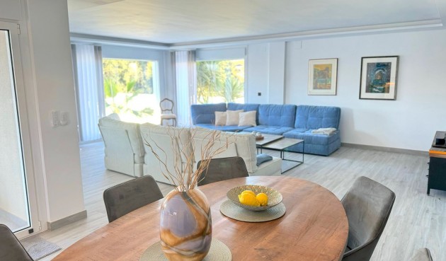 Brukt - Villa -
Alfas del Pí - Costa Blanca