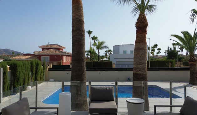 Brukt - Villa -
Alfas del Pí - Costa Blanca