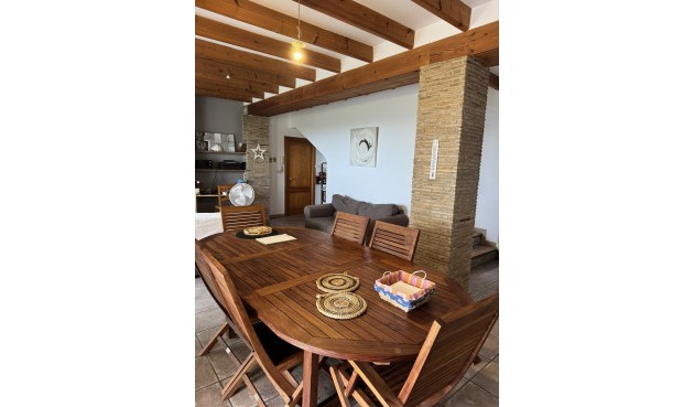 Återförsäljning - Villa -
Tárbena - Costa Blanca