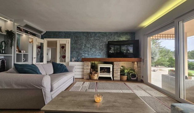 Återförsäljning - Villa -
Torremendo - Costa Blanca