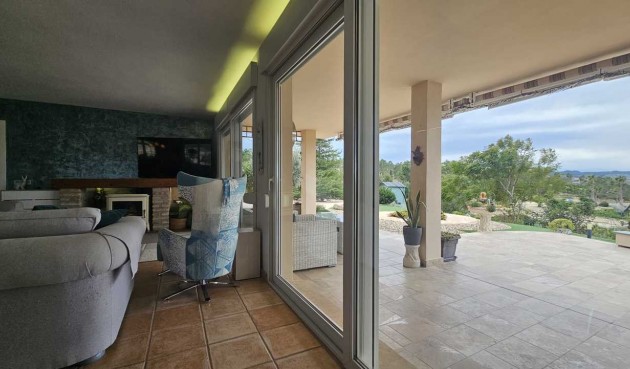 Återförsäljning - Villa -
Torremendo - Costa Blanca