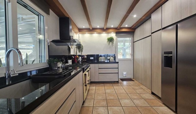 Återförsäljning - Villa -
Torremendo - Costa Blanca