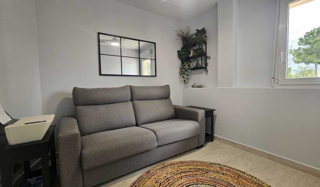 Återförsäljning - Villa -
Torremendo - Costa Blanca