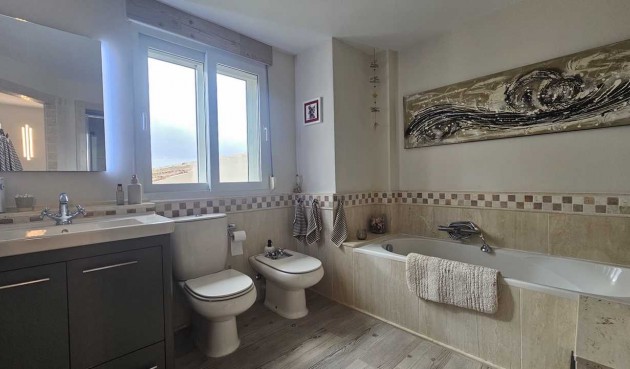 Återförsäljning - Villa -
Torremendo - Costa Blanca